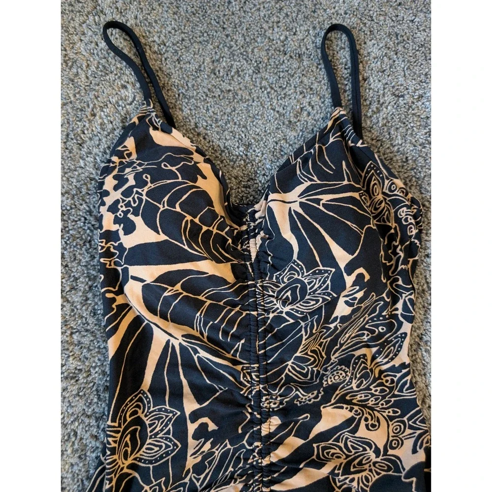 DKNY Swimwear Womens One Piece‎ Swimsuit Tan Black Tropical Floral Ruched Size 8 - Picture 4 of 4